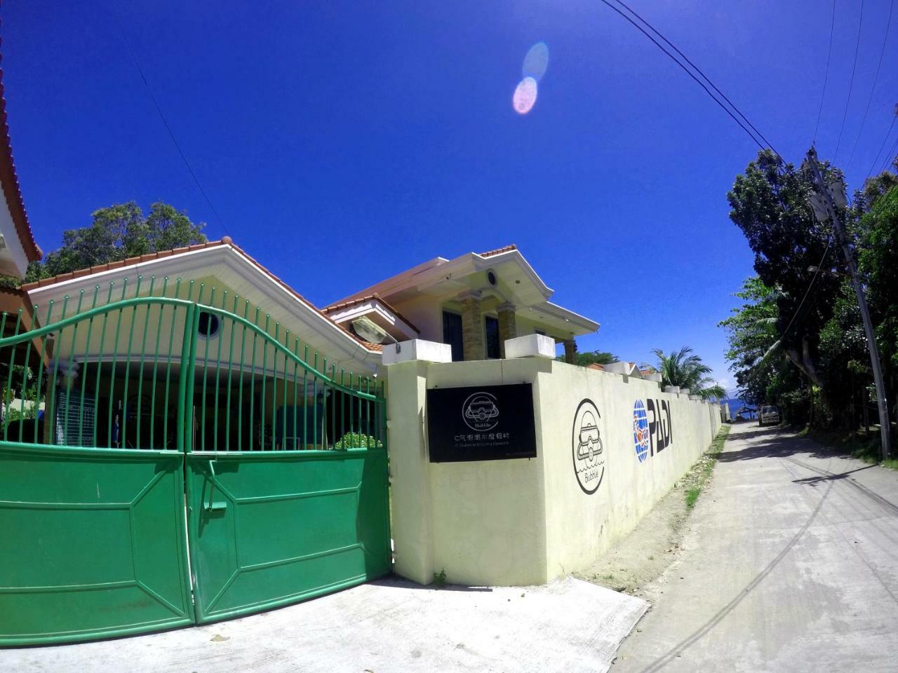C气泡潜水度假村 C Bubble Diving Resort 杜马格特 外观 照片